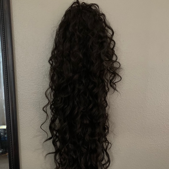 Long curly Brazilian hair drawstring ponytail - Picture 1 of 5